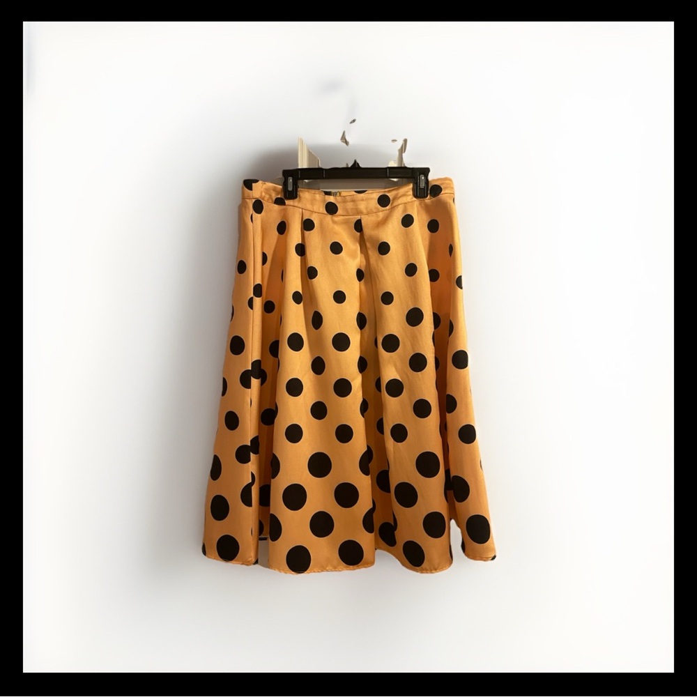 Truly 4 You Polka Dot A-Line Skirt - Orange and Black Size L